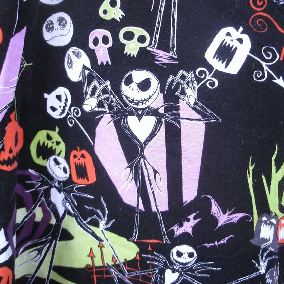 Disney Nightmare Before Christmas Scrub Top Size 2X - Picture 12 of 16